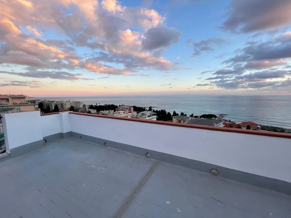 Luxury Penthouse Poseidon Suite - Sanremo